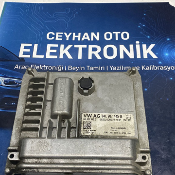VW AG 04L 907 445 G - Delphi 28594714 - Diesel DCM6.2V 21 02 - Motor Beyni
