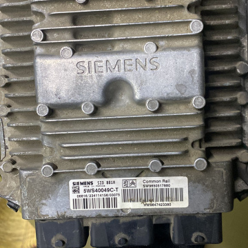 Siemens SID801A - SWS40049C-T - SW9650517880 - HW9647423380 - Peugeot Citroen 1.6 HDi Common Rail - Siemens / PSA